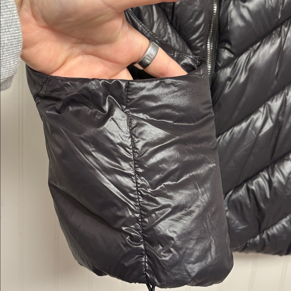 Buffbunny Cinch Waist Puffer Vest - Picture 3 of 11